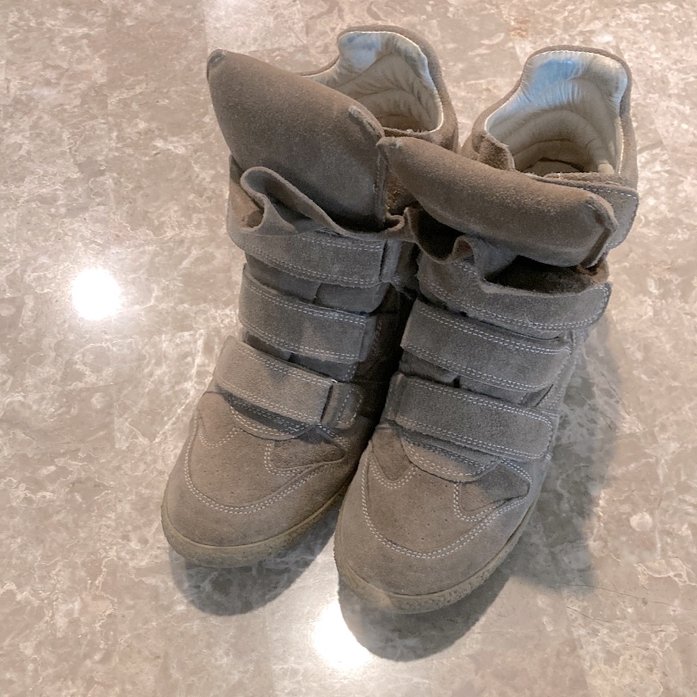 Steve Madden wedge sneakers. Sz 9